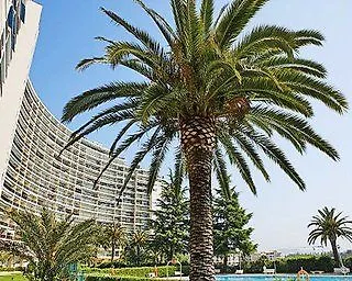 Апарт-отель Pierre & Eden Parc Сен-Тропе