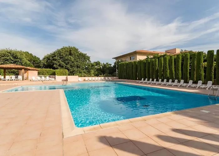 Aparthotel Pierre & Eden Parc Saint-Tropez
